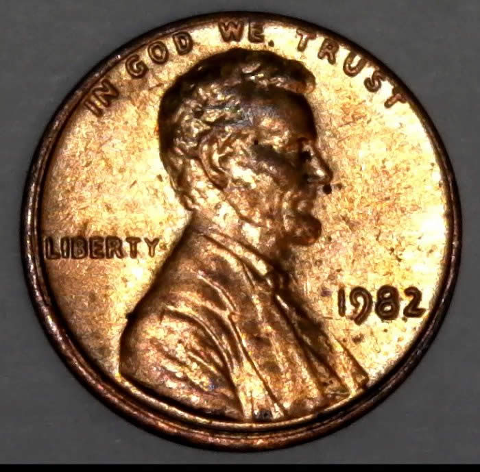 1982-P-Lincoln-Memorial-Cent-With-Nice-Misaligned-Die-And-Rim-Cud